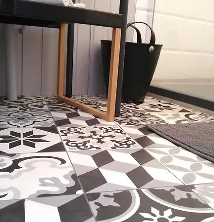 -parking Prive -la Batisse -logement De Charme -la Clef De Apartman Honfleur