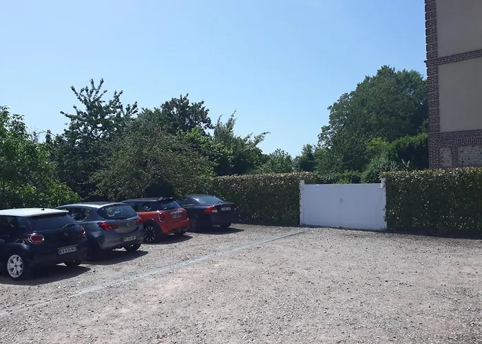 Apartment -parking Prive -la Batisse -coeur Historique - La Clef De *