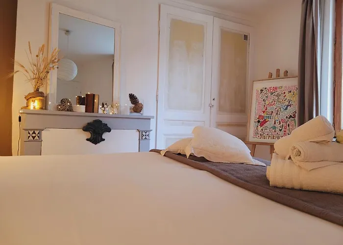 Apartment -parking Prive -la Batisse -coeur Historique - La Clef De Honfleur