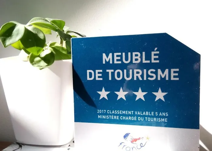 -parking Prive -la Batisse -coeur Historique - La Clef De *