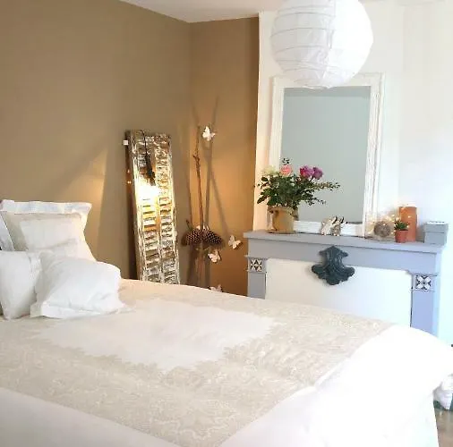 -parking Prive -la Batisse -coeur Historique - La Clef De Apartment Honfleur