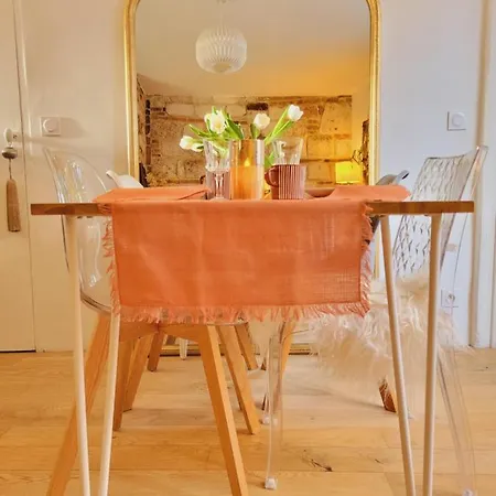 -parking Prive -la Batisse -coeur Historique - La Clef De Honfleur