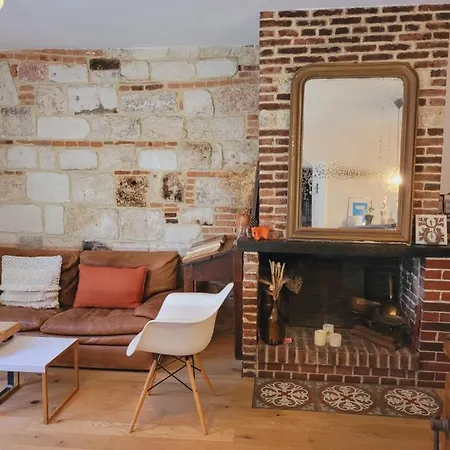 -parking Prive -la Batisse -coeur Historique - La Clef De *