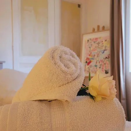 Apartment -parking Prive -la Batisse -coeur Historique - La Clef De Honfleur